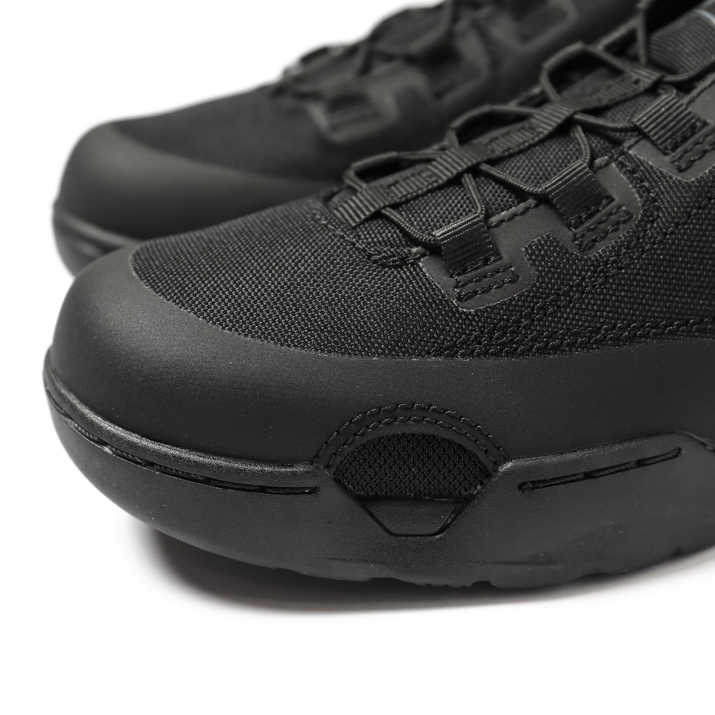 Magnum Mars Low-Cut Tactical Shoes