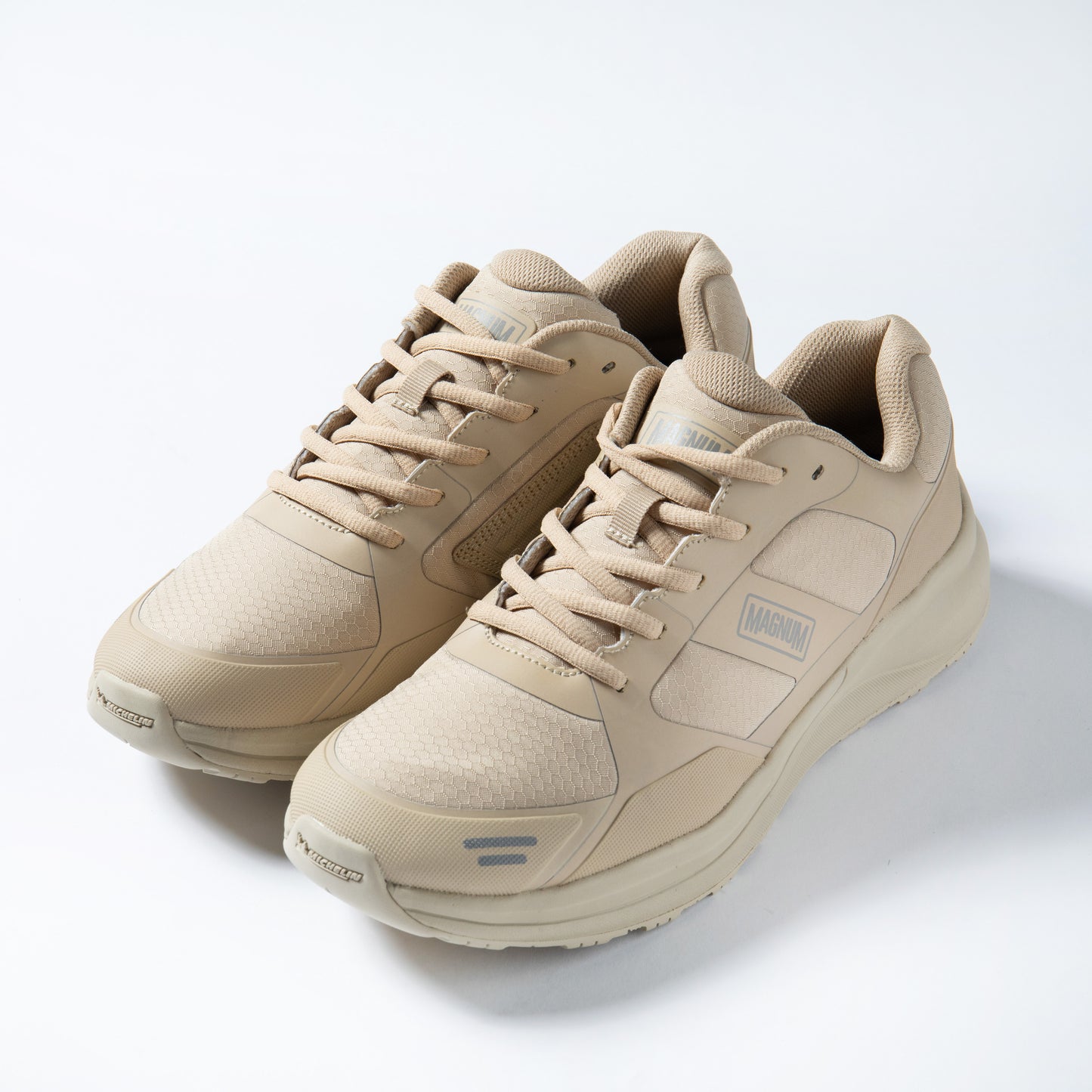 Magnum MUST II Military Trainer