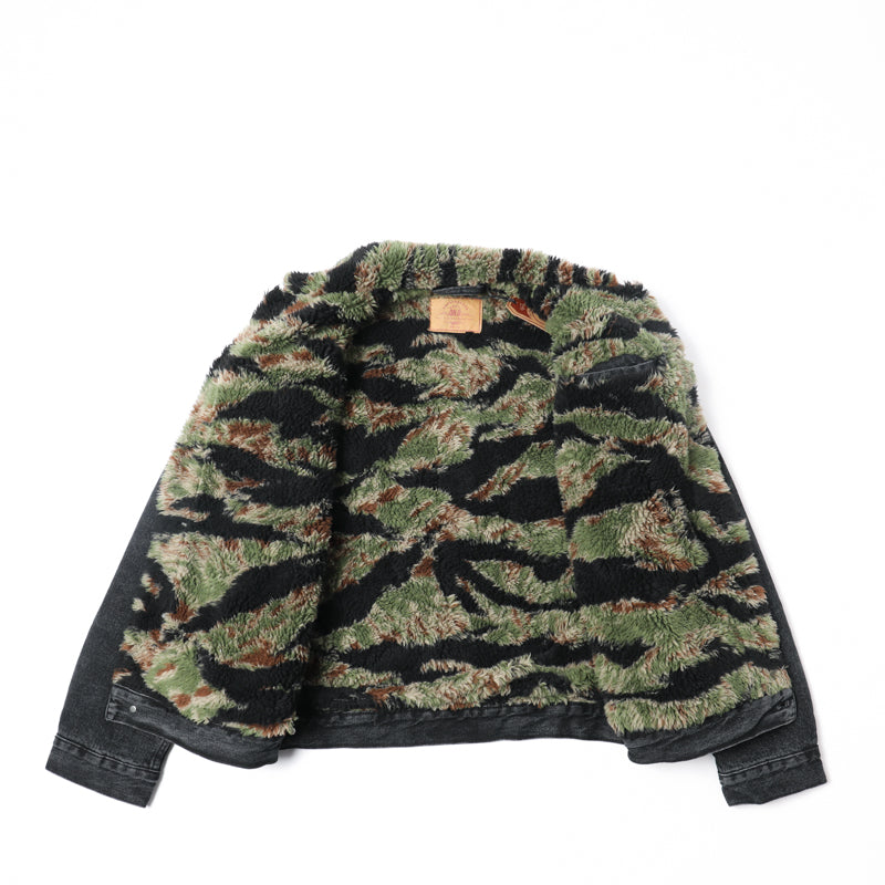 Qilo Sherpa Trucker Jacket