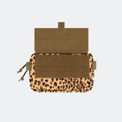 Qilo Prison Wallet Bag in Cheetah